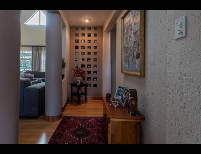 3 BEDROOM TOWNHOUSE SOLD IN GLENVISTA